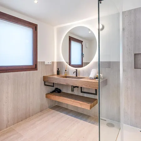 Villa Vacation I Lumea, Luxury Villa, Private Heated Pool, Andalusian Charm, Walking Distance To The Marina And Beaches