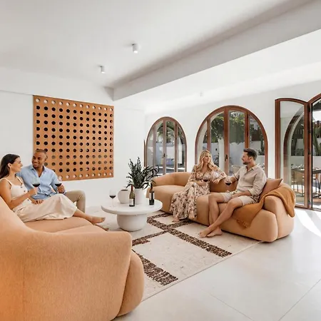 Vacation I Lumea, Luxury Villa, Private Heated Pool, Andalusian Charm Oasis, Walking Distance To Puerto Banus And Beaches * Marbella