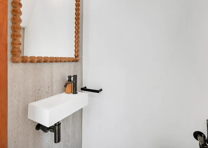 Willa Vacation I Lumea, Luxury Villa, Private Heated Pool, Andalusian Charm, Walking Distance To The Marina And Beaches