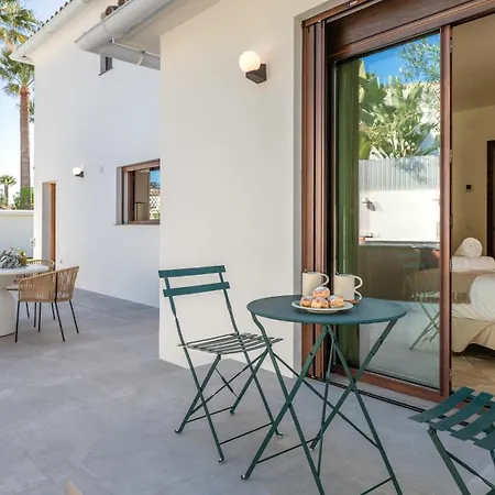Vacation I Lumea, Luxury Villa, Private Heated Pool, Andalusian Charm, Walking Distance To The Marina And Beaches Марбелья